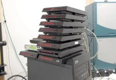 تماشای یوتیوب با ۱۲ مودم 56K